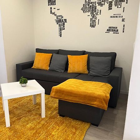 New House Design, Typical Lisbon Apartamento Exterior foto