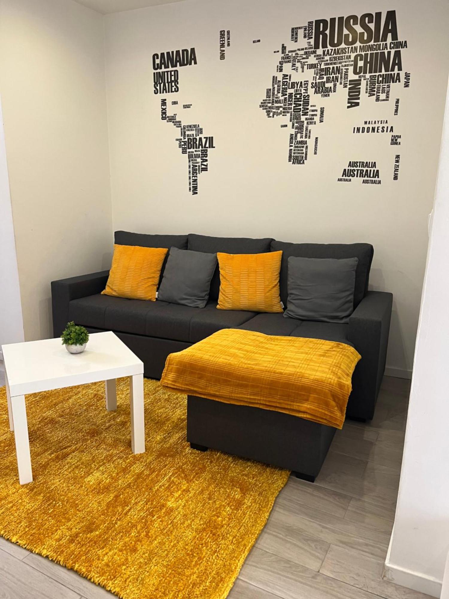 New House Design, Typical Lisbon Apartamento Exterior foto