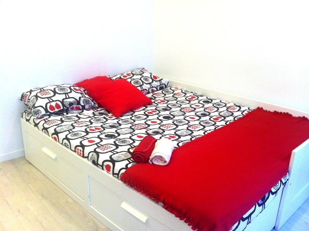 New House Design, Typical Lisbon Apartamento Quarto foto